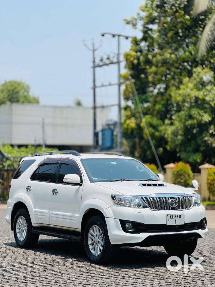 Toyota Fortuner 2011-2016 4x2 At, 2013, Diesel