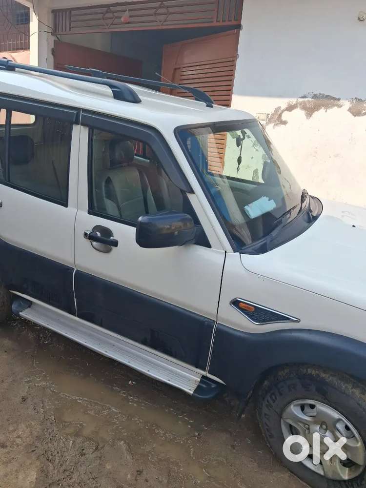 Mahindra Scorpio Diesel S2 2018