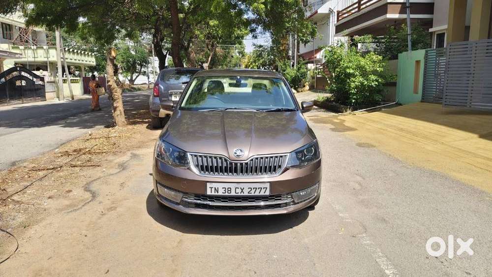 Skoda Rapid 1.0 Style At, 2020, Petrol