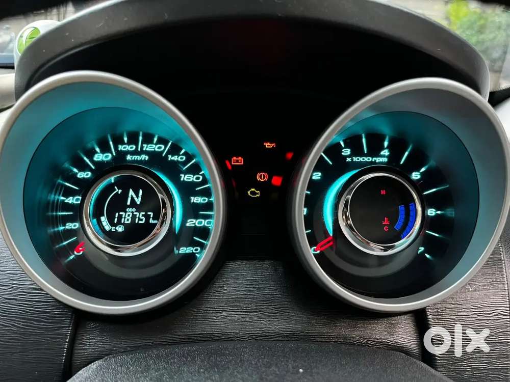 Mahindra Xuv500 2017 Diesel 2wd