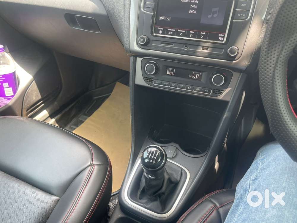 Volkswagen Polo Petrol 2021