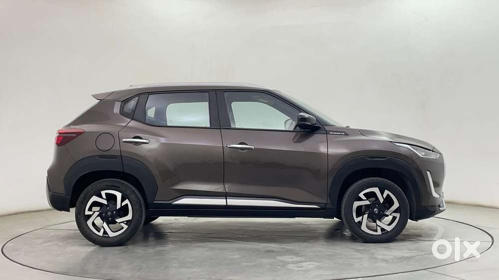 Nissan Magnite Xv Turbo, 2023, Petrol