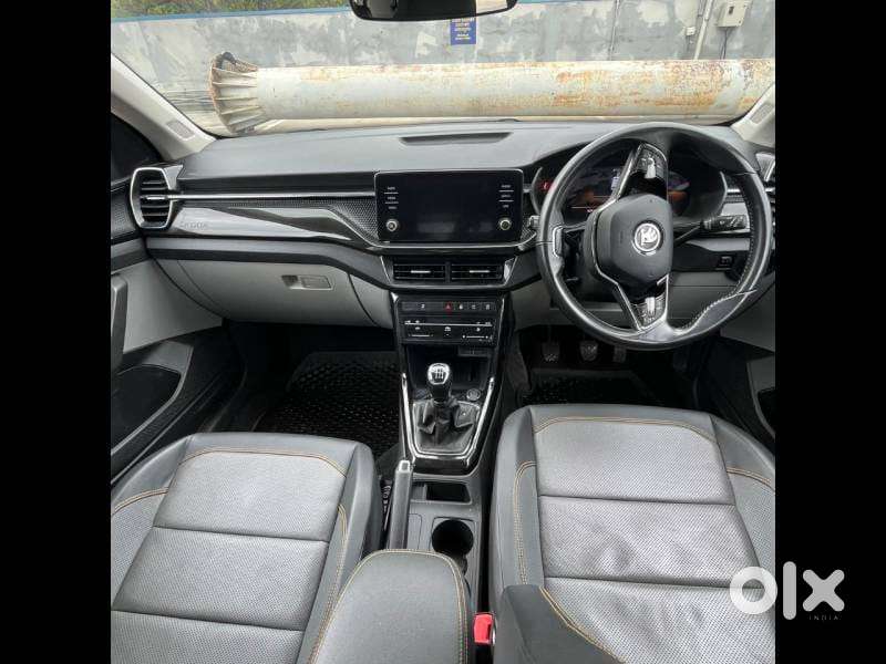 Skoda Kushaq Style 1.0l Tsi Mt, 2022, Petrol