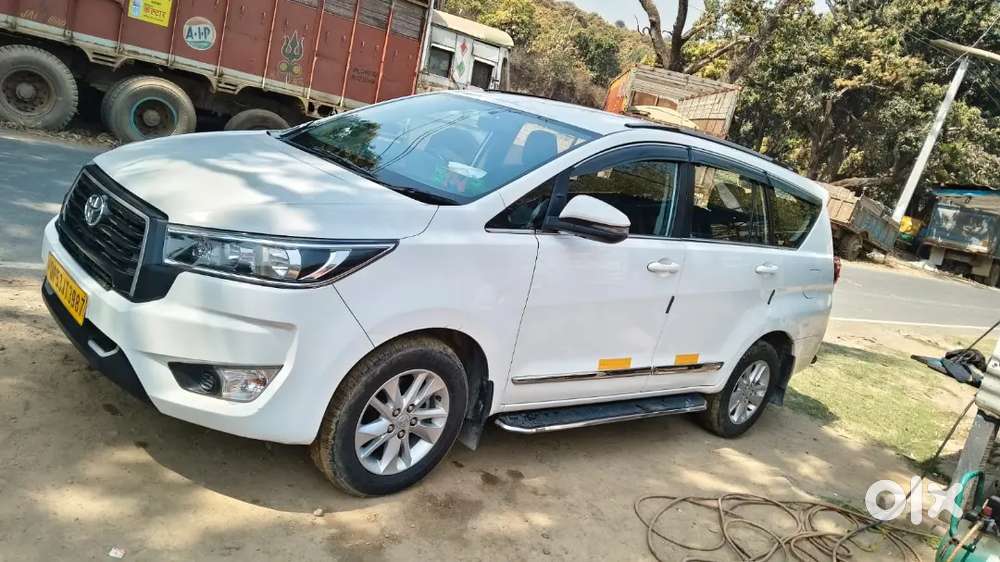 Toyota Innova Crysta 2023 Diesel 85000 Km Driven