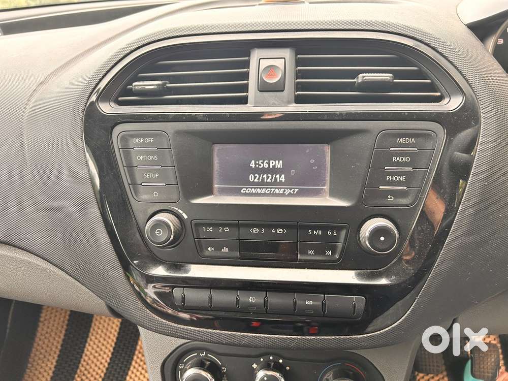 Tata Tigor 2017 Petrol