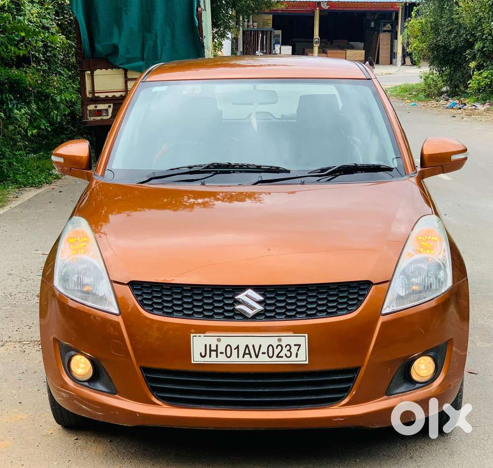 Maruti Suzuki Swift Vxi Optional, 2012, Petrol