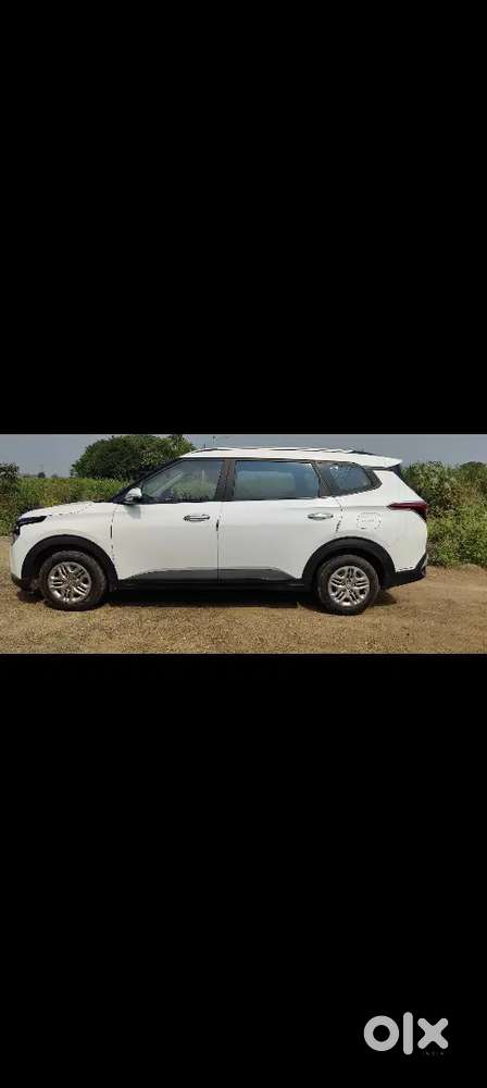 Kia Carence Prestige Petrol