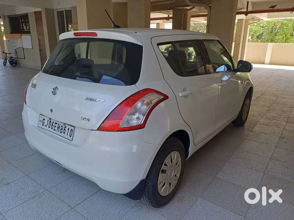 Maruti Suzuki Swift 2012 Petrol 61000 Km Driven