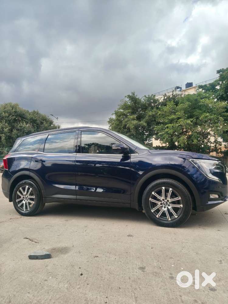 Mahindra Xuv700 2.2 Ax 7 Diesel At Str, 2022, Diesel
