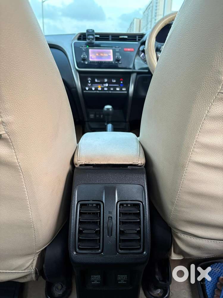 Honda City 1.5 V Mt