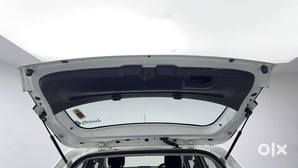Tata Altroz 1.2 Xm Plus, 2022, Petrol
