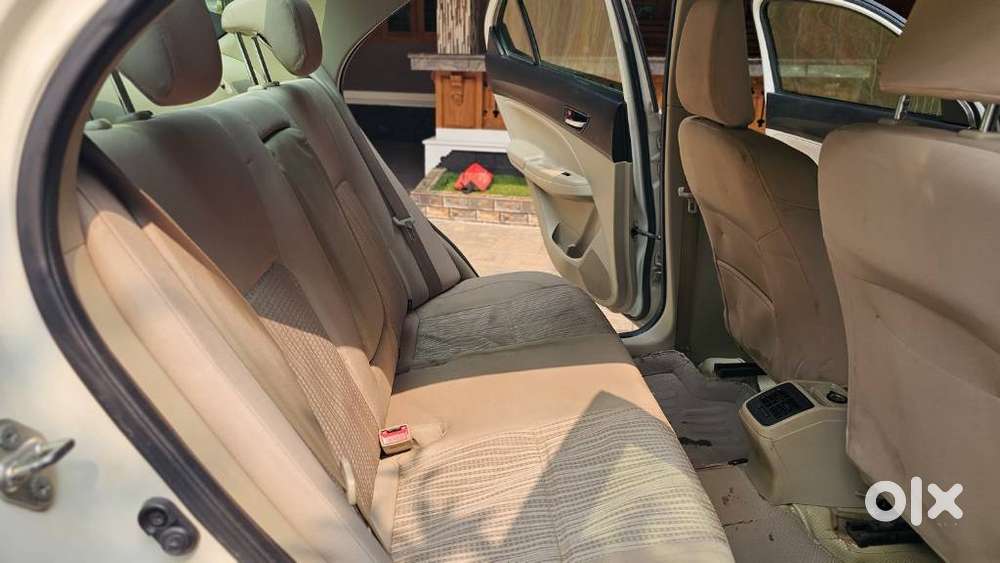 Maruti Suzuki Swift Dzire Amt Vdi, 2018, Diesel