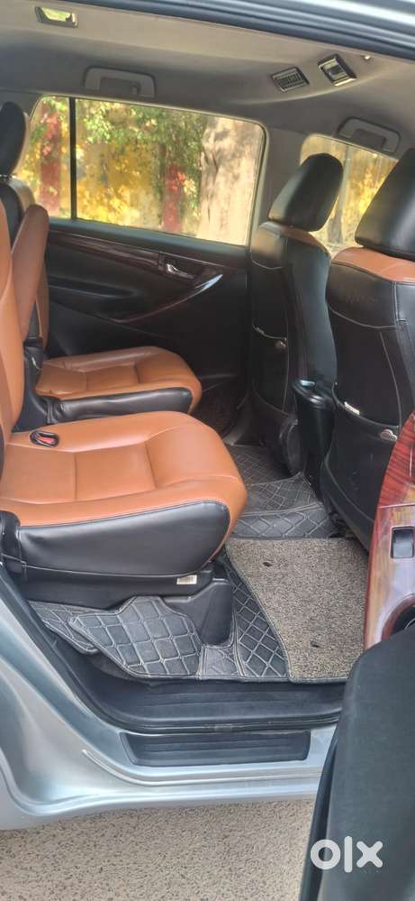 Toyota Innova Crysta [2020-ongoing] 2.4 Gx At 7 Str, 2018, Diesel