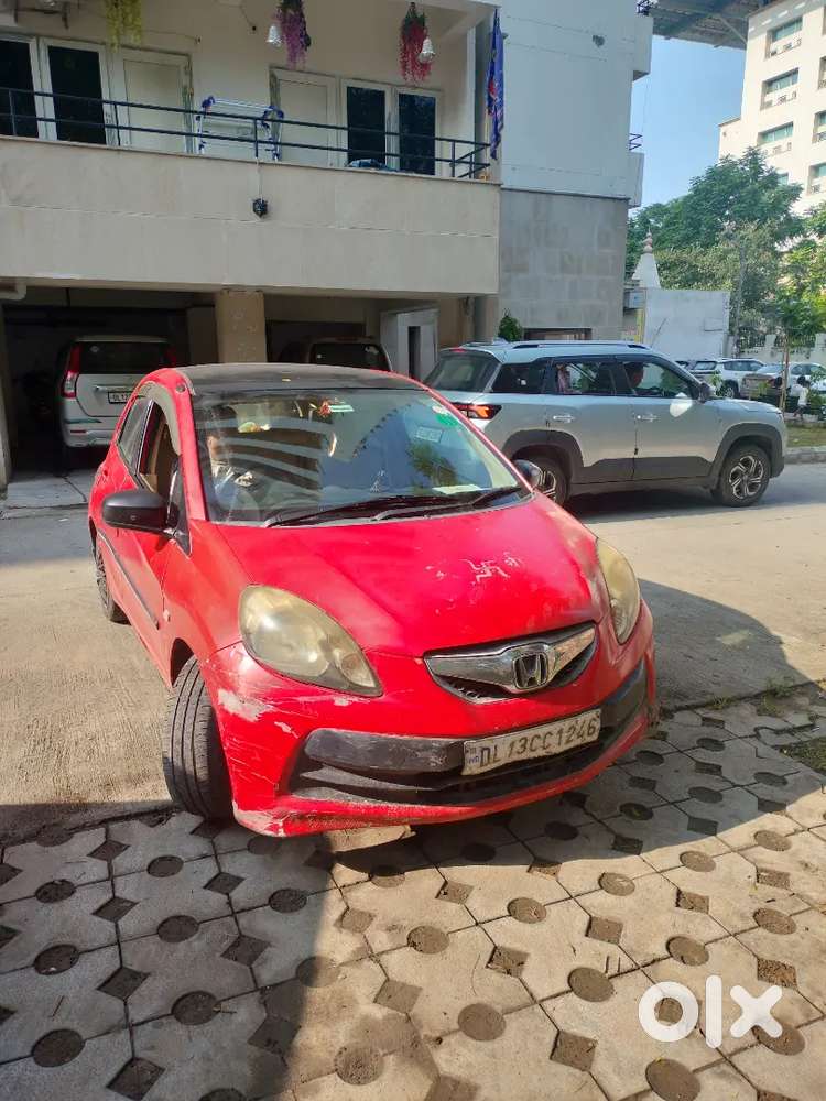 Honda Brio Mt 2012