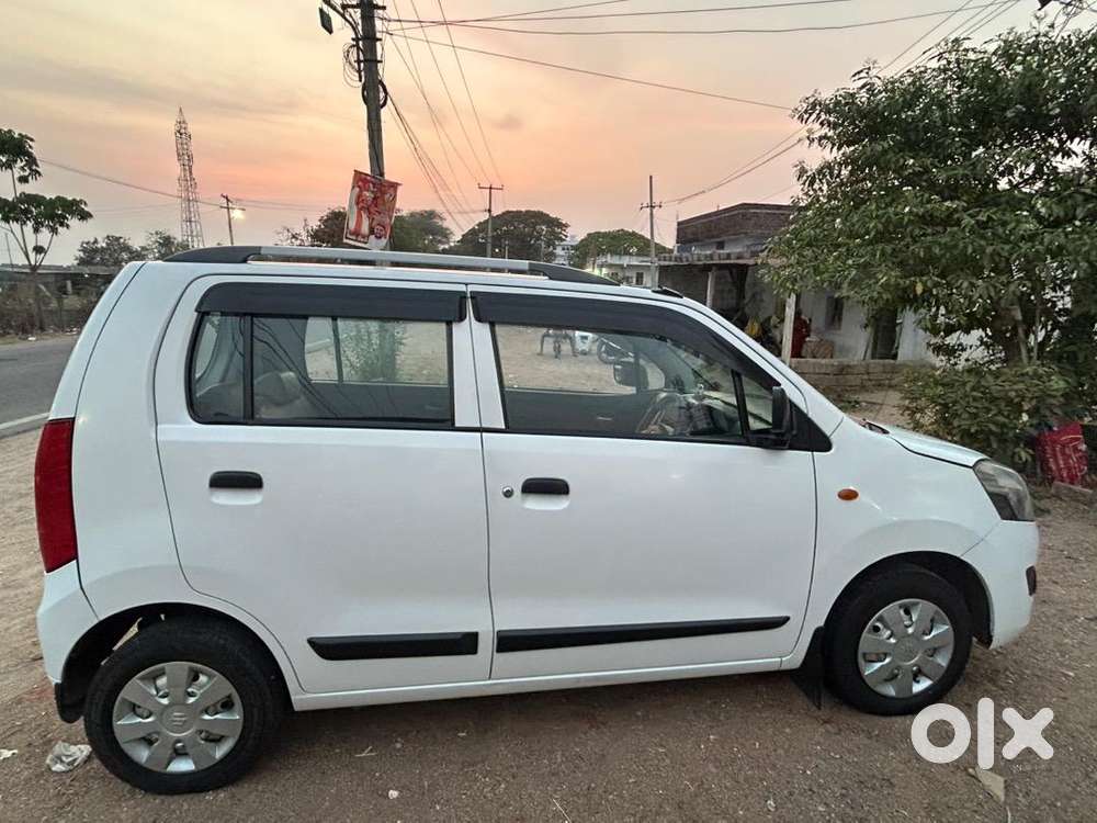 Maruti Suzuki Wagon R Dul 2014 Lpg Well Maintained