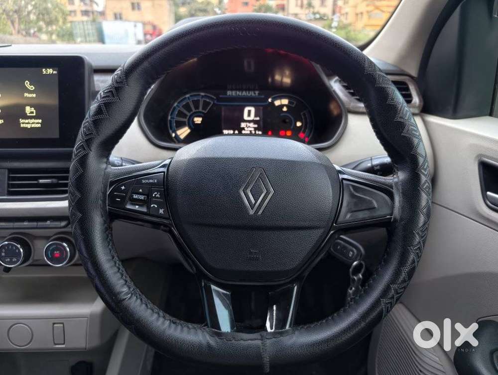 Renault Triber Others, 2025, Petrol