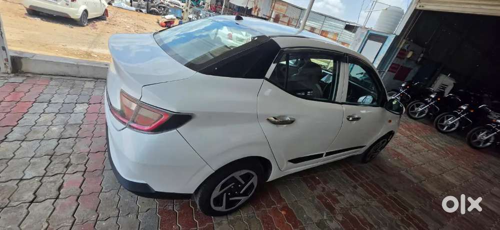 Hyundai Aura Sx 2022