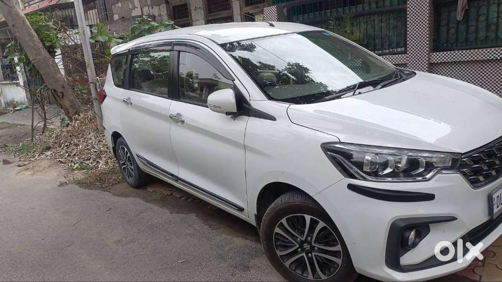 Maruti Suzuki Ertiga Zxi Cng 2024