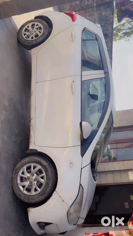 Hyundai Grand I10 2018 Diesel 75000 Km Driven