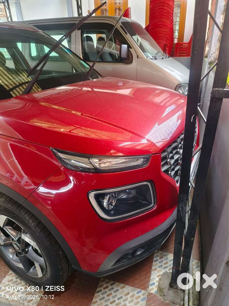Hyundai Venue Petrol 2021