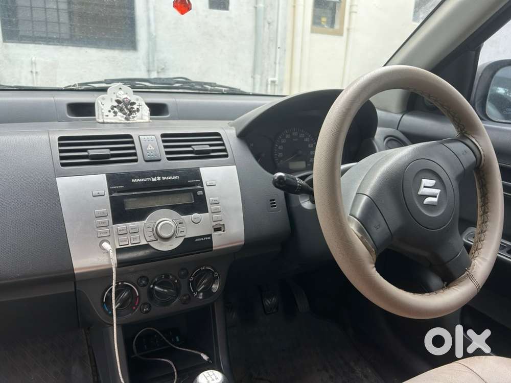 Maruti Suzuki Swift Dzire 2011