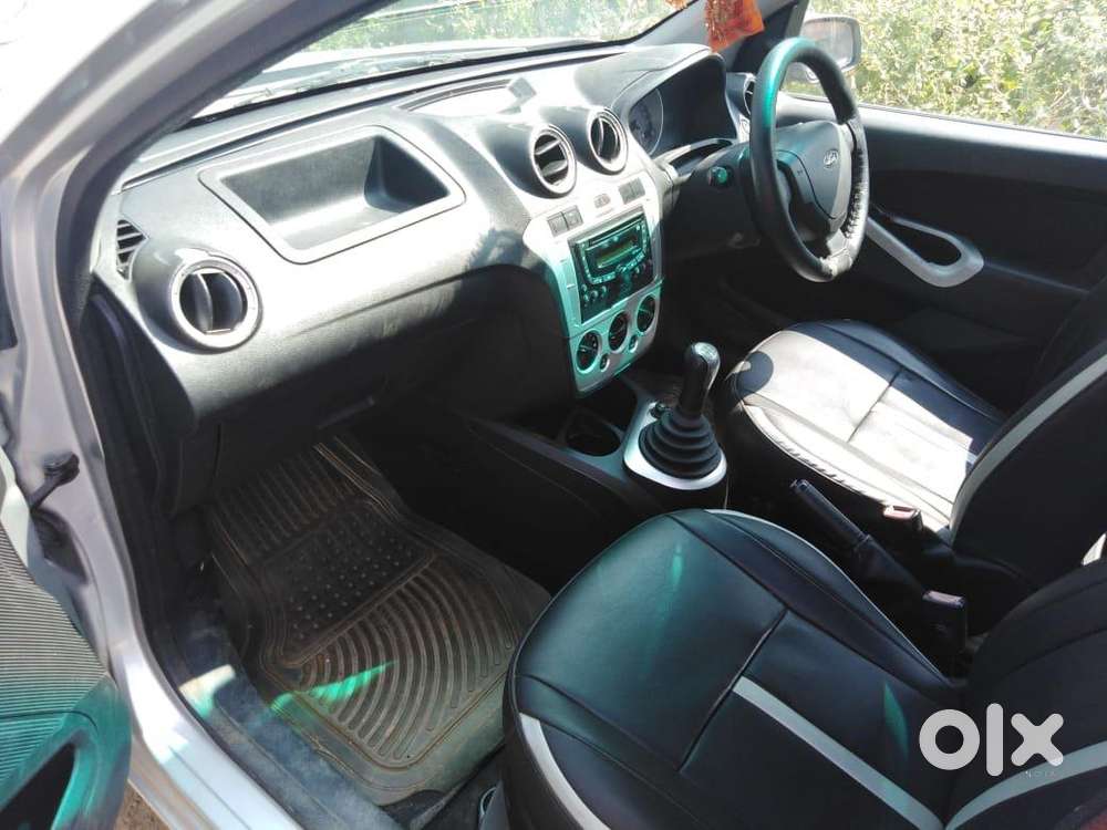 Ford Figo 2010 Petrol 100000 Km Driven
