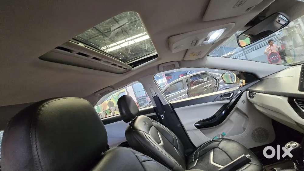 Tata Nexon 2023 Petrol Top Model
