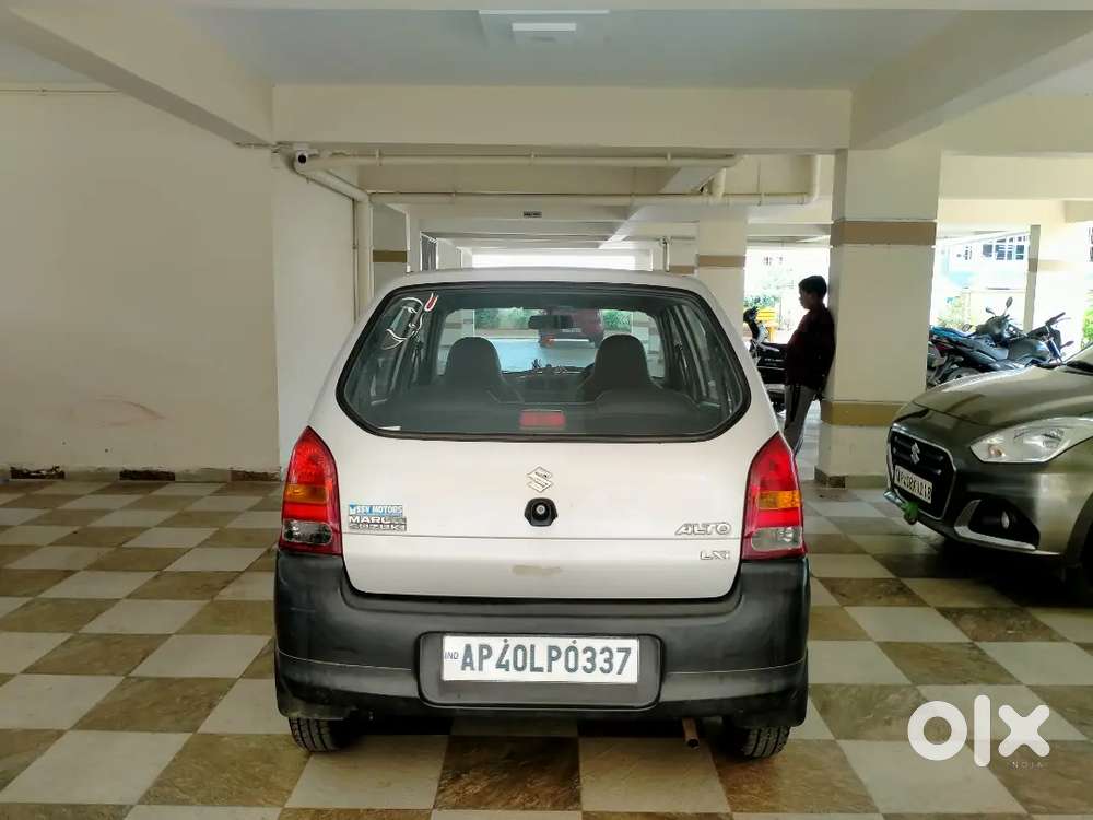 Maruti Suzuki Alto 800 Lxi 2012