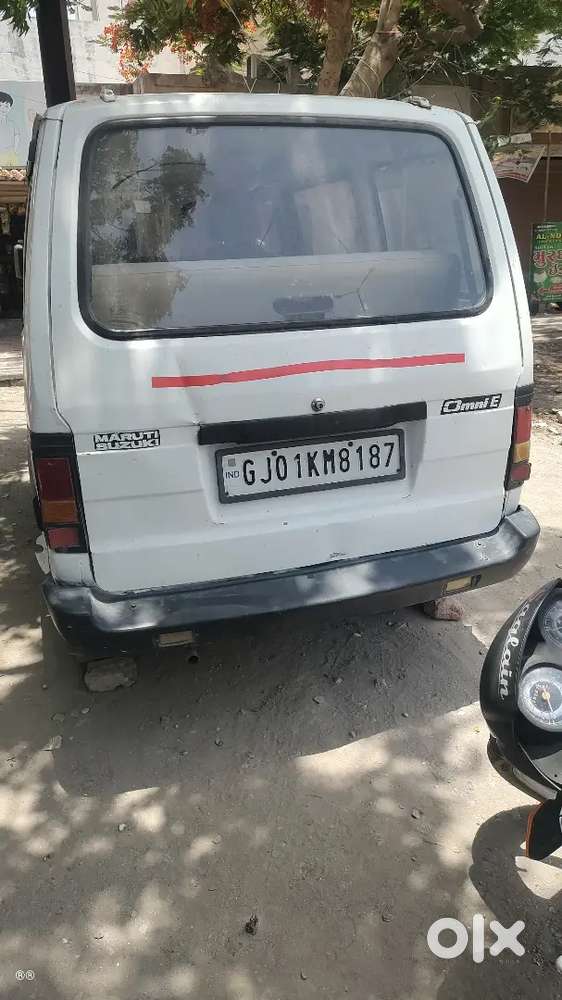 11/2011 Nu Model.  Cng & Petrol. Bane Ma Chalu