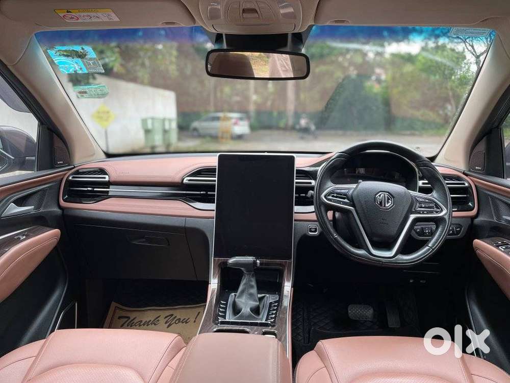 Mg Hector Plus Savvy Pro 1.5 Turbo Petrol Cvt 7 Str, 2024, Petrol