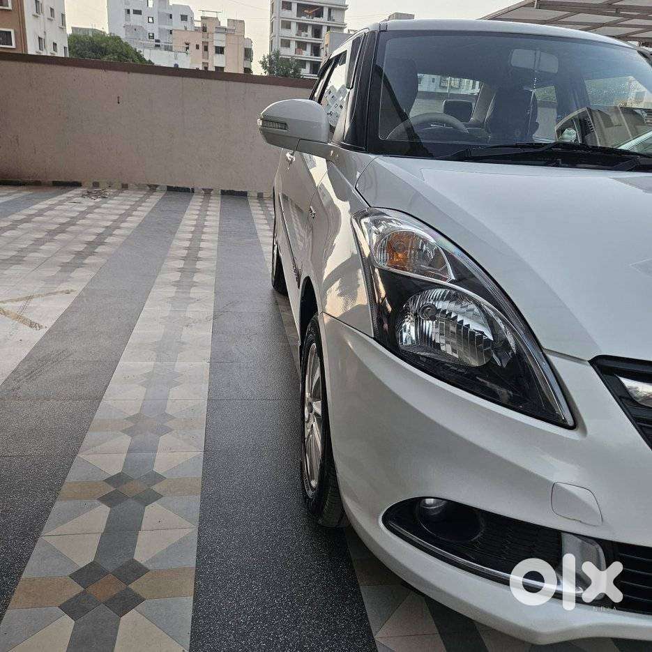 Maruti Suzuki Dzire Ags Zdi Plus, 2015, Diesel