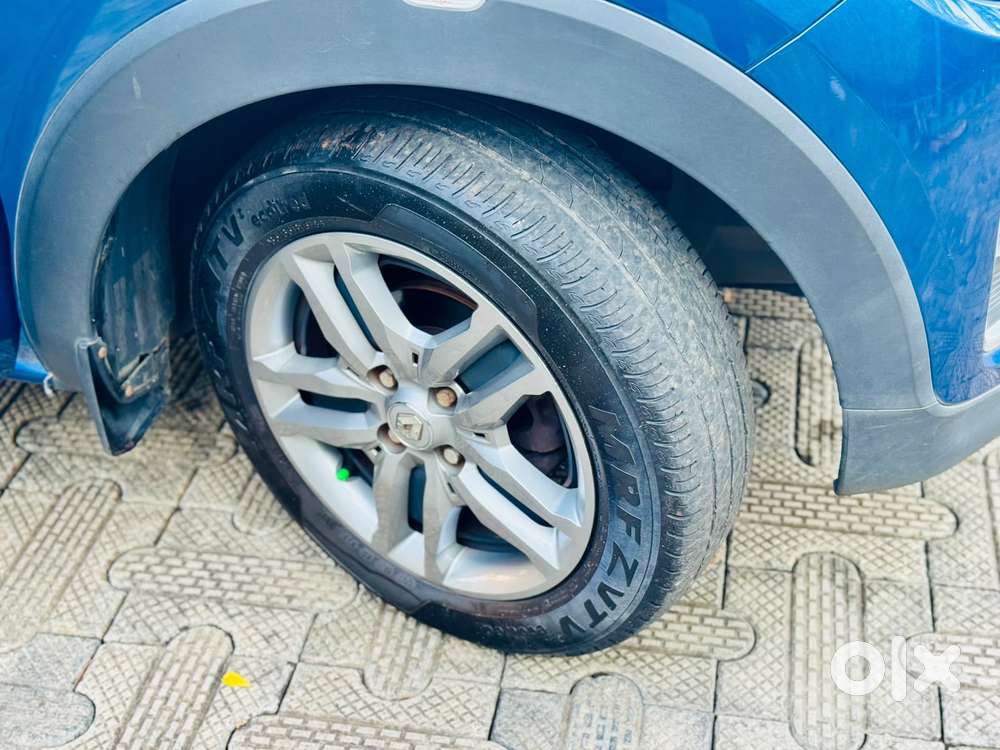 Renault Triber Rxz, 2021, Petrol