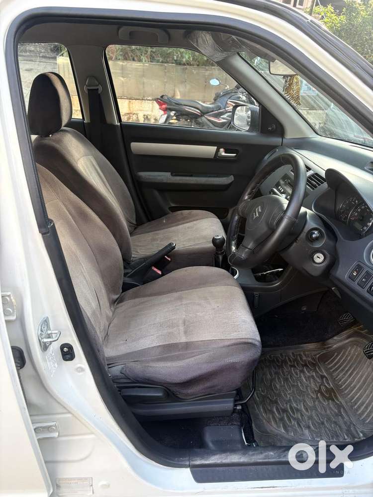 Maruti Suzuki Swift Dzire 1.3 Vxi, 2011, Petrol