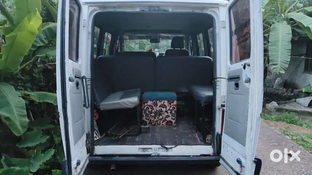 Tata Winger Deluxe 2013