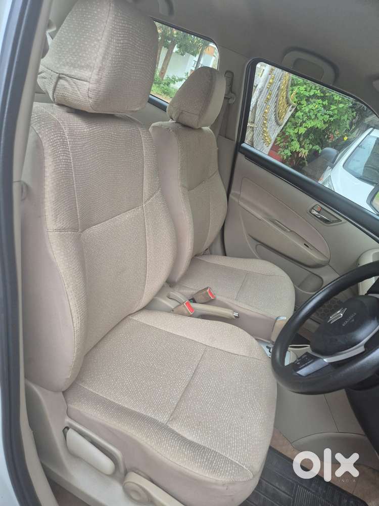 Maruti Suzuki Dzire Ags Zdi Plus, 2017, Diesel