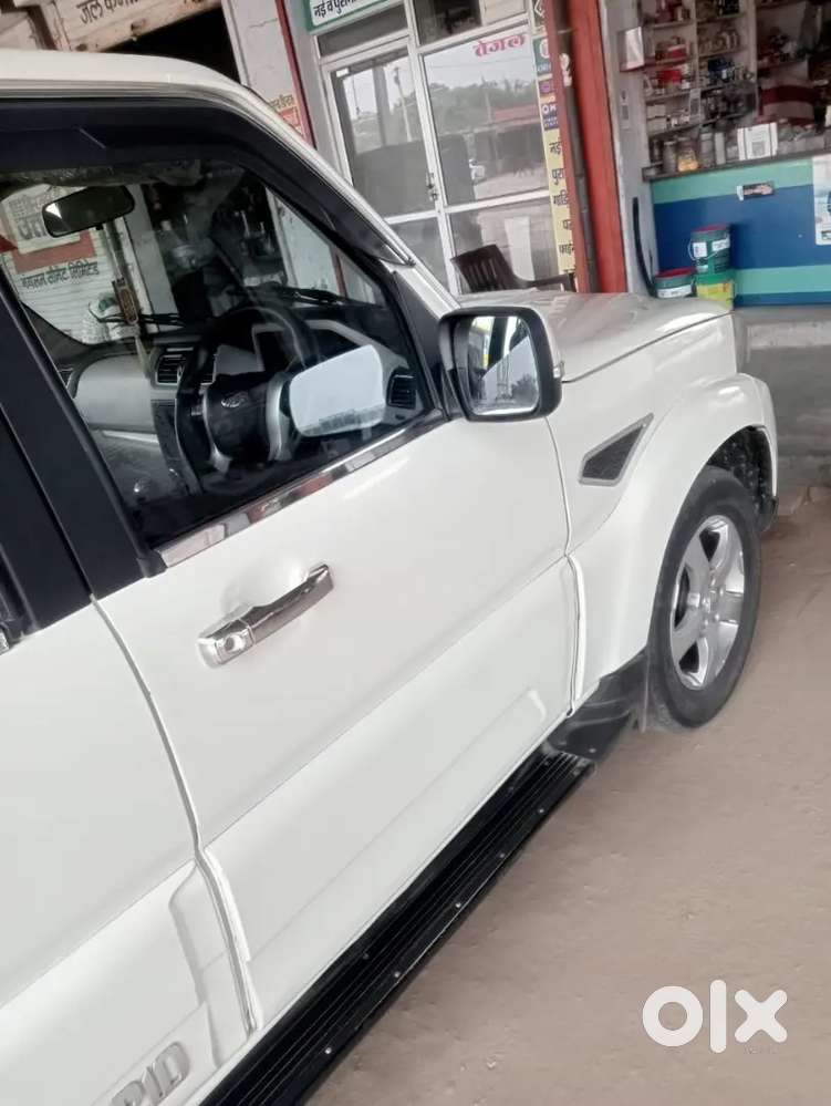 Mahindra Gadi