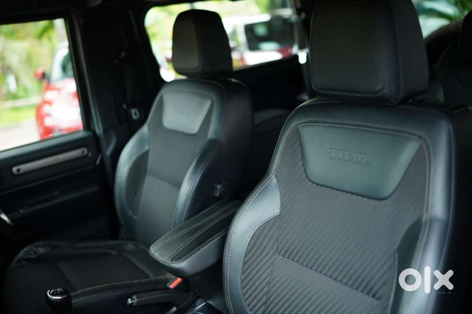 Mahindra Thar, 2021, Petrol
