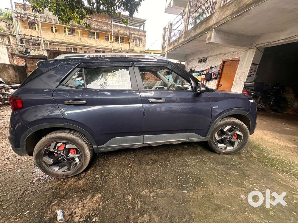 Hyundai Venue Petrol 2022