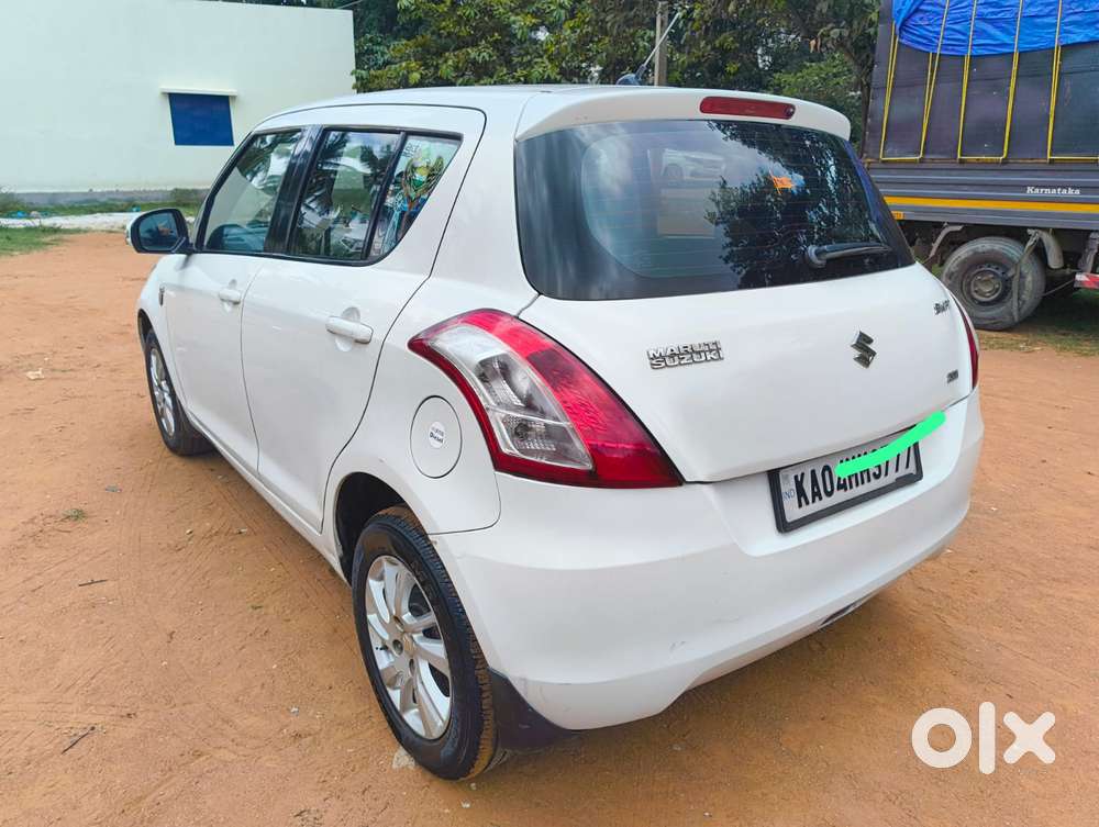 Maruti Suzuki Swift Zdi Plus, 2013, Diesel