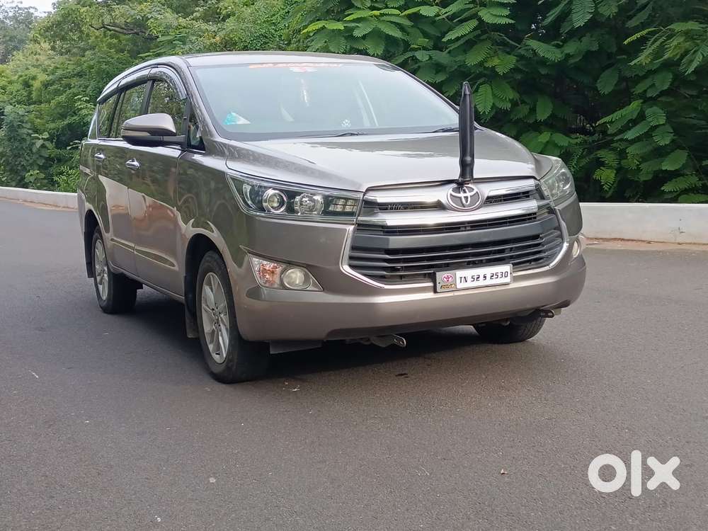Toyota Innova Crysta 2.4 V, 2016, Diesel