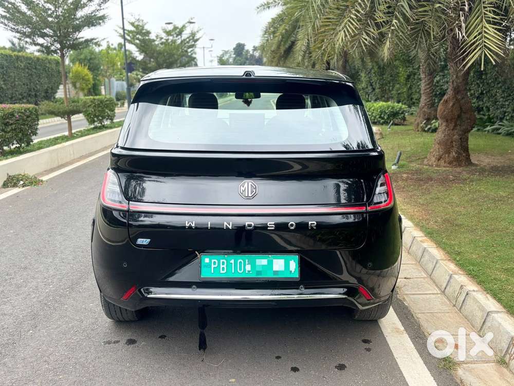 Mg Windsor Ev Essence, 2025, Electric