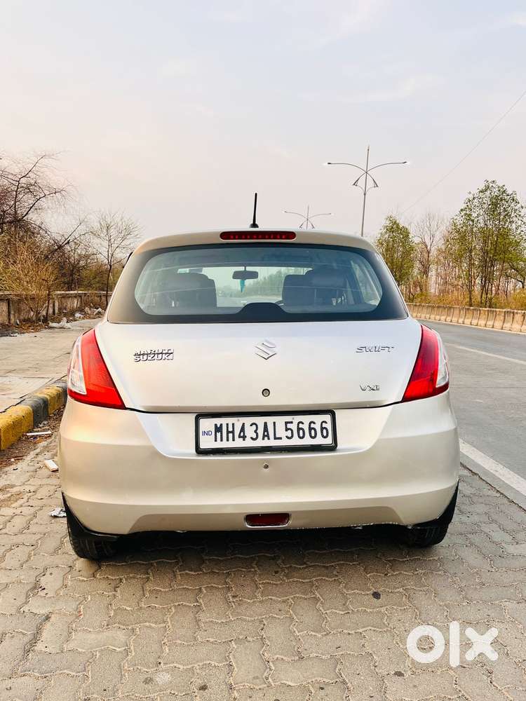 Maruti Suzuki Swift Vxi + Manual, 2012, Petrol