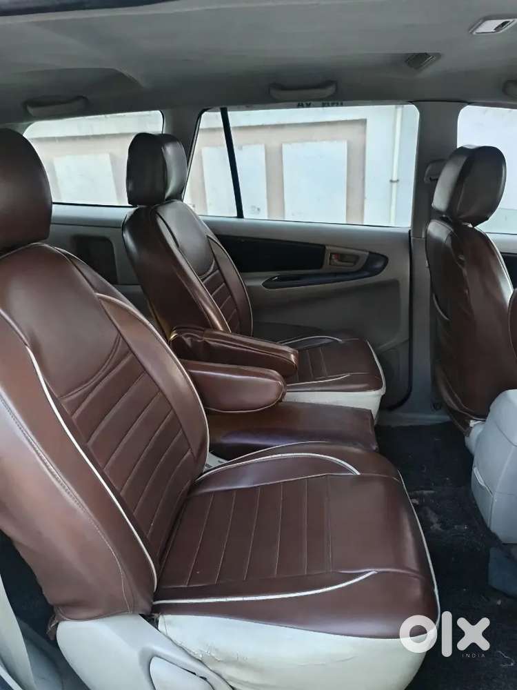 Toyota Innova 2011 Diesel Well Maintained