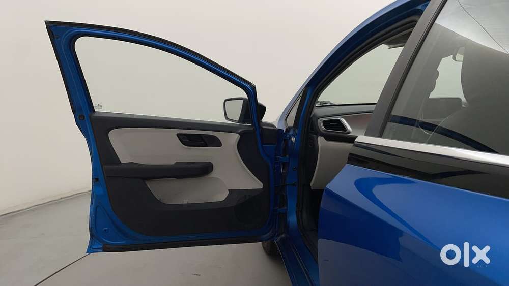 Tata Altroz 1.2 Xt, 2021, Petrol