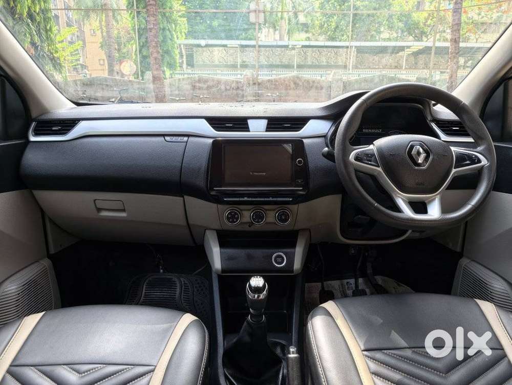 Renault Triber Rxz, 2022, Petrol