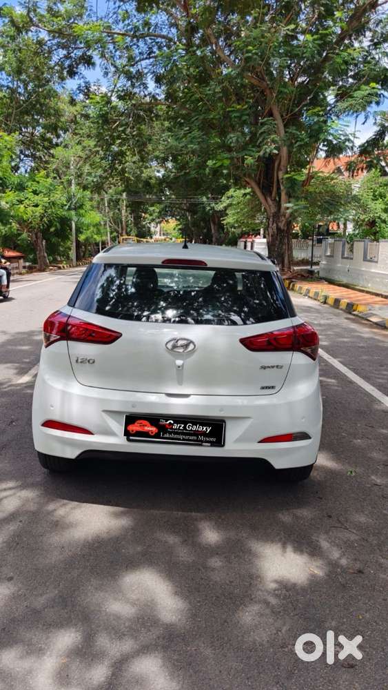 Hyundai I20 Sportz 1.2 Bs-iv, 2015, Petrol