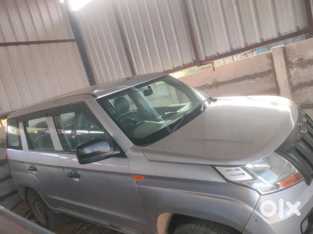 Mahindra Tuv 300 2017