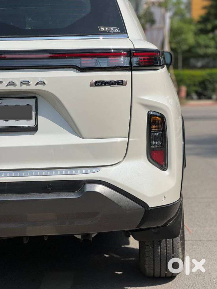 Maruti Suzuki Grand Vitara 1.5 Alpha Plus Dual Tone Intelligent Hybr..