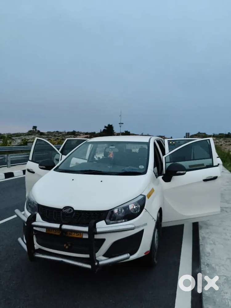 Mahindra Marazzo 1.5 M2 2020