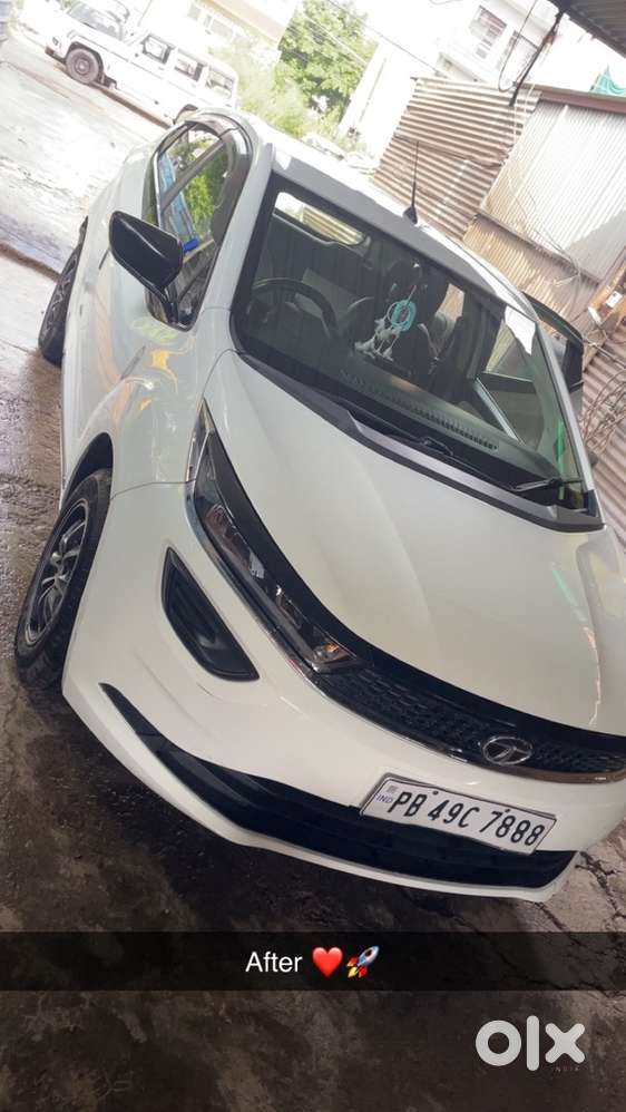 Tata Altoz 2021 Petrol